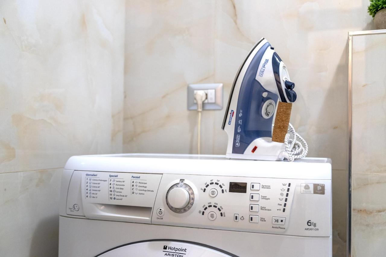 Milano City Apartments - Duomo Brera - Elegant Suite In Design District 외부 사진